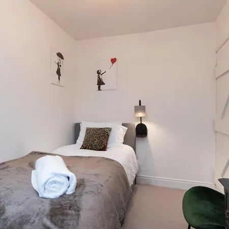 4 Bed In Oc-89363 Nyaraló