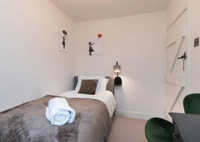 4 Bed In Oc-89363 Nyaraló