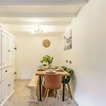 Holiday home 4 Bed In Oc-89363 Hawes